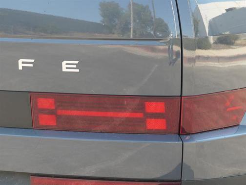 2024 Hyundai SANTA FE SE