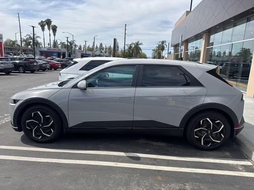 Cyber Gray 2024 Hyundai IONIQ 5 SEL