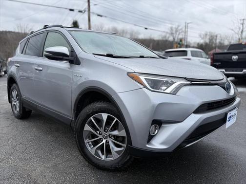 2017 Toyota RAV4 Hybrid XLE