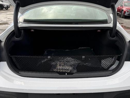 2026 Hyundai SONATA Hybrid Base