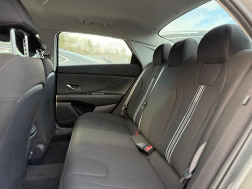 2026 Hyundai ELANTRA HEV Blue