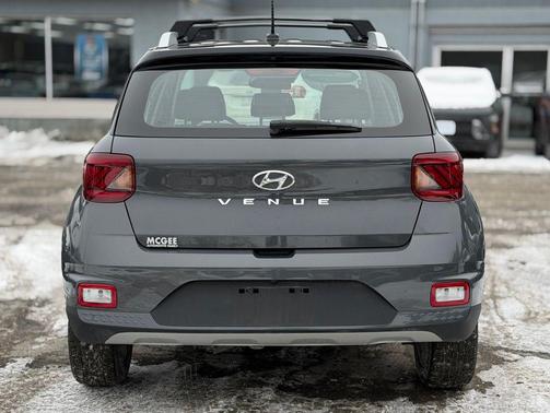 2024 Hyundai VENUE Limited