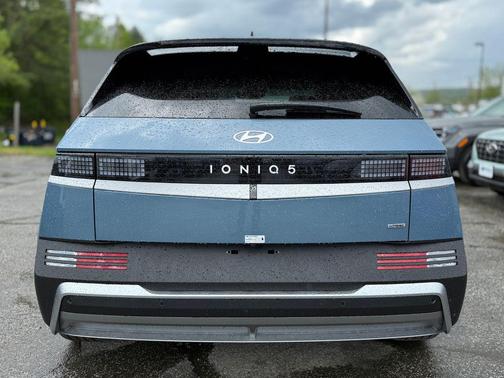 2026 Hyundai IONIQ 5 SE