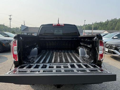 2021 GMC Canyon Base