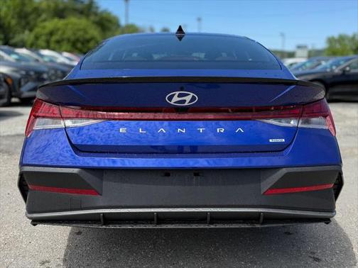2025 Hyundai ELANTRA Sport