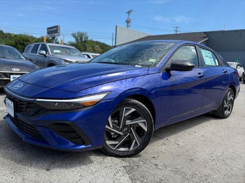 2025 Hyundai ELANTRA Sport