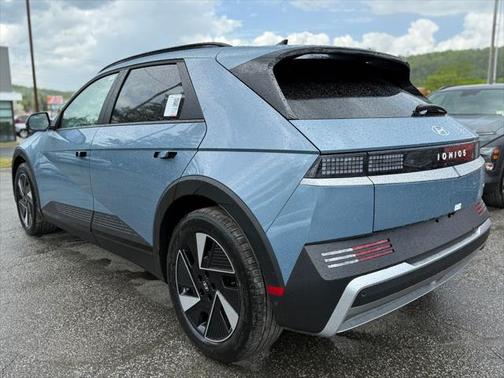 2025 Hyundai IONIQ 5 SE