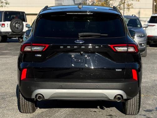 2023 Ford Escape PHEV SE