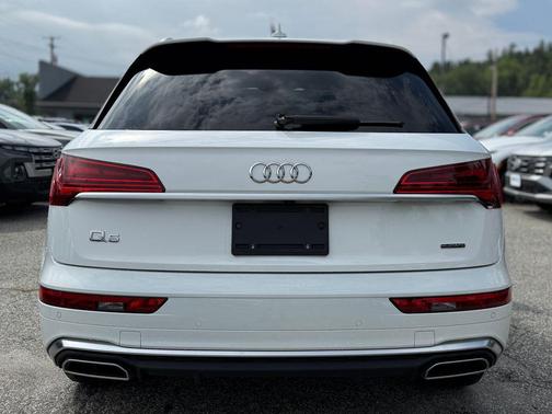 2024 Audi Q5 45 S line Premium Plus