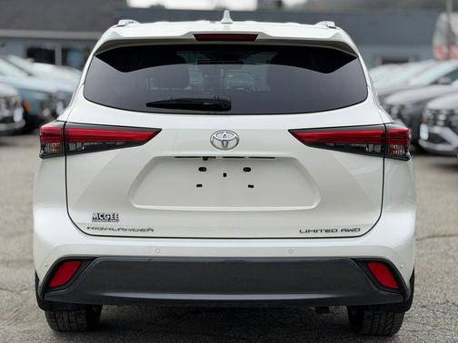 2021 Toyota Highlander Limited