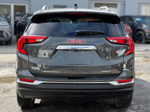 2021 GMC Terrain SLT