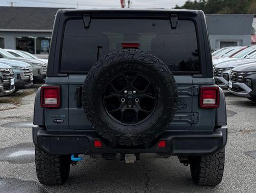 2024 Jeep Wrangler 4xe Willys