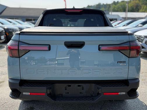 2022 Hyundai SANTA CRUZ SE