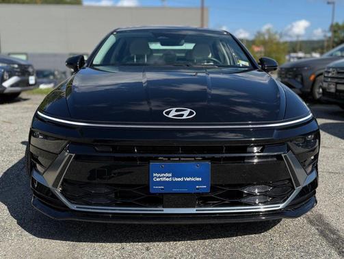 2024 Hyundai SONATA Hybrid SE