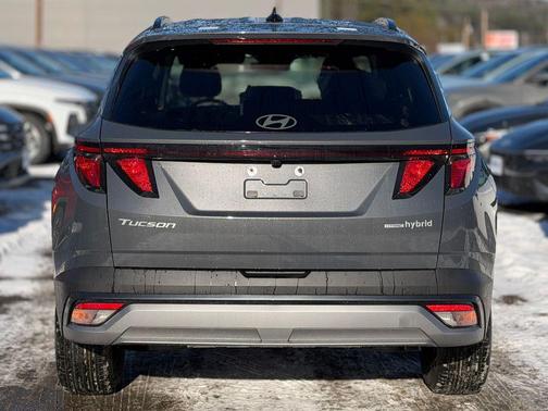 2026 Hyundai TUCSON Hybrid SEL