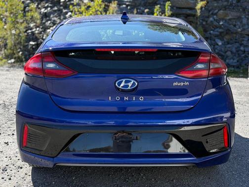 2019 Hyundai IONIQ Plug-In Hybrid Base