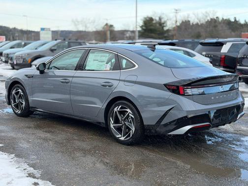2026 Hyundai SONATA SEL