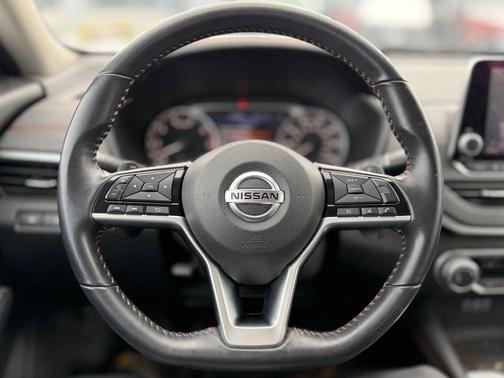 2021 Nissan Altima SR Intelligent AWD