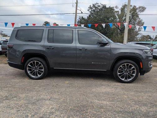 2023 Jeep Wagoneer Series III