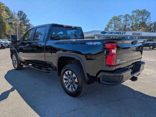 2025 Chevrolet Silverado 2500 Custom