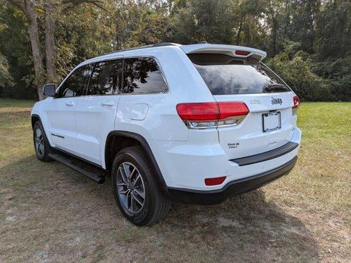2019 Jeep Grand Cherokee Laredo E