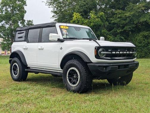 2023 Ford Bronco Outer Banks