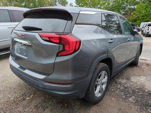 Satin Steel Metallic 2021 GMC Terrain SLE