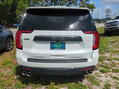White Frost Tri-Coat 2023 GMC Yukon Denali Ultimate