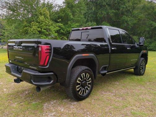 Onyx Black 2024 GMC Sierra 2500 Denali Ultimate