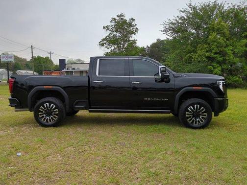Onyx Black 2024 GMC Sierra 2500 Denali Ultimate