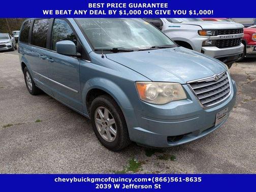 2010 Chrysler Town & Country Touring