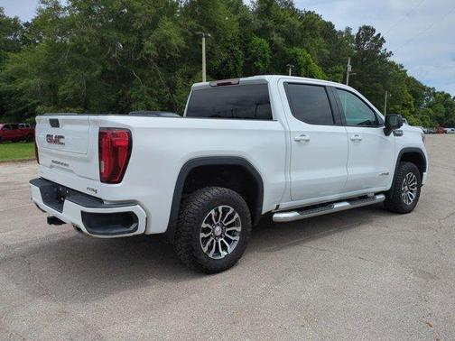 Summit White 2021 GMC Sierra 1500 AT4