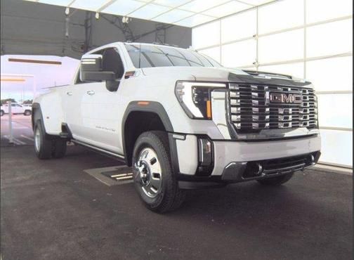 2024 GMC Sierra 3500 Denali