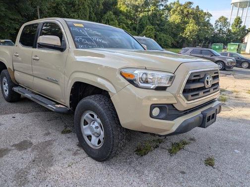 2016 Toyota Tacoma SR5