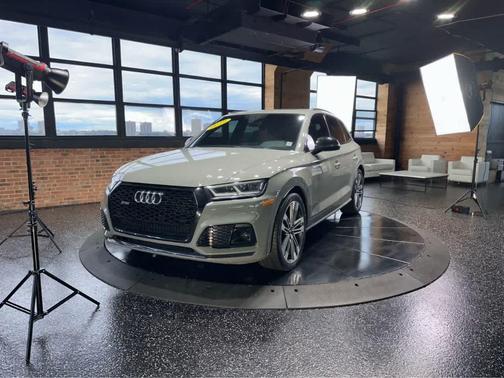 2019 Audi SQ5 3.0T Premium Plus