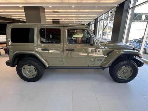 2025 Jeep Wrangler 4xe Sport