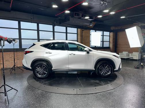 2025 Lexus NX 350 Base