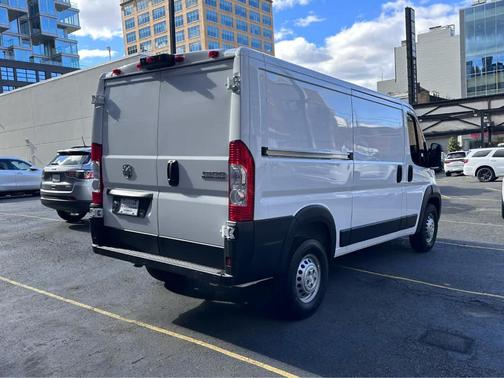 2025 RAM ProMaster 1500 Low Roof