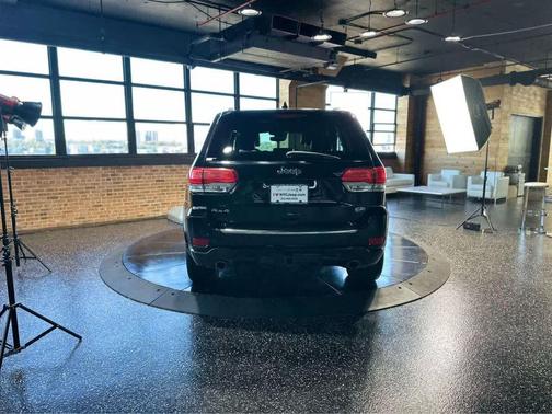 2017 Jeep Grand Cherokee Overland