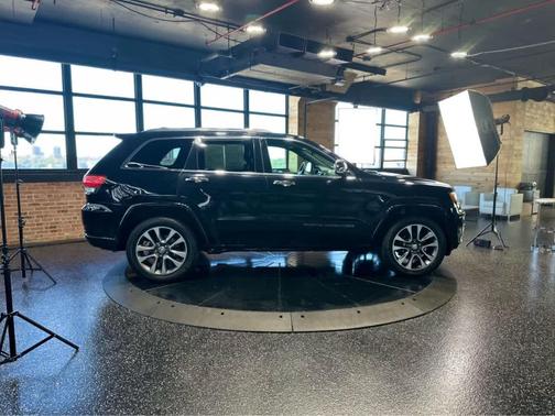 2017 Jeep Grand Cherokee Overland