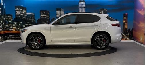 2023 Alfa Romeo Stelvio Veloce
