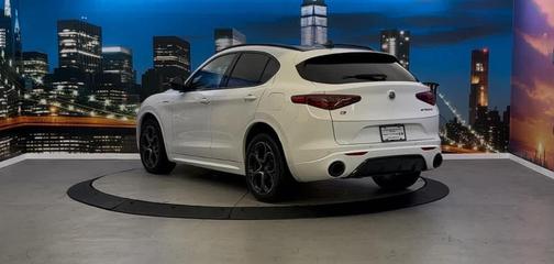 2023 Alfa Romeo Stelvio Veloce
