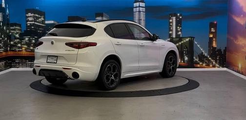 2023 Alfa Romeo Stelvio Veloce