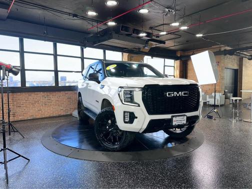 2023 GMC Yukon AT4