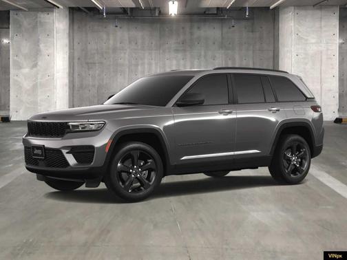 2025 Jeep Grand Cherokee Laredo