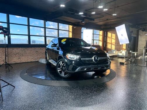2021 Mercedes-Benz GLC 300 4MATIC Coupe