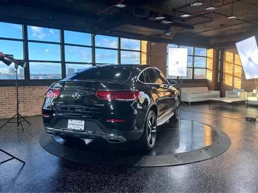 2021 Mercedes-Benz GLC 300 4MATIC Coupe