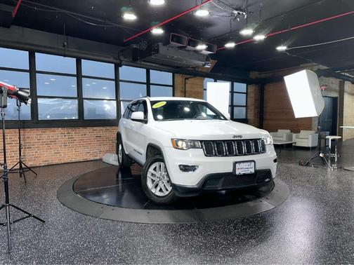 2018 Jeep Grand Cherokee Laredo E