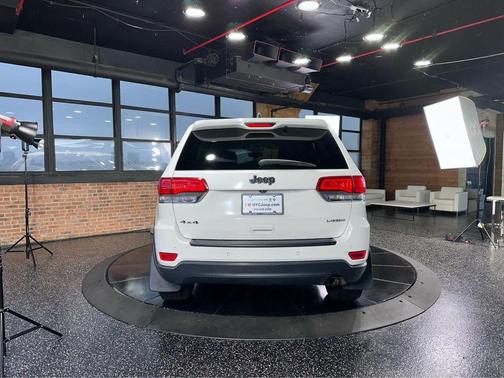 2018 Jeep Grand Cherokee Laredo E