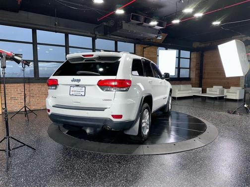 2018 Jeep Grand Cherokee Laredo E